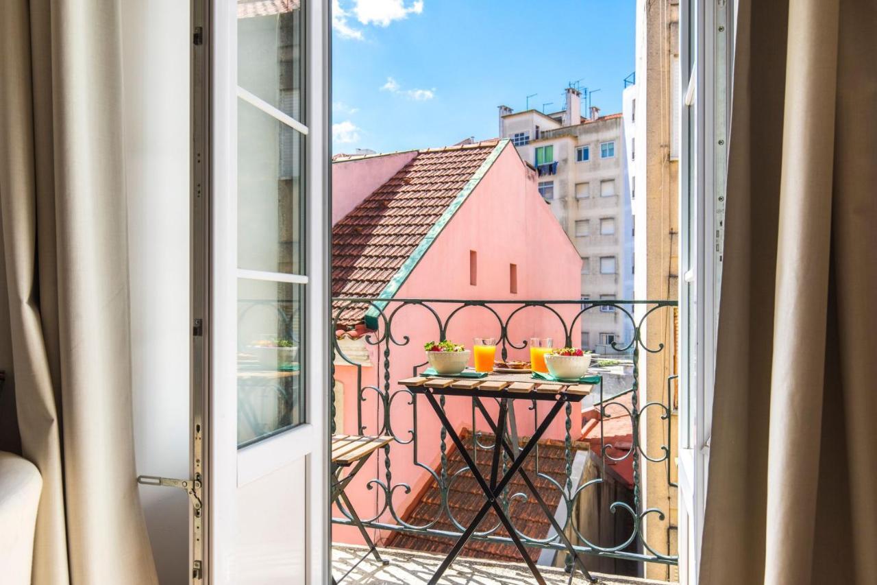 Lisboa Lovelystay - Sunny Flat W/ Balcony Overseeing Graca And River المظهر الخارجي الصورة