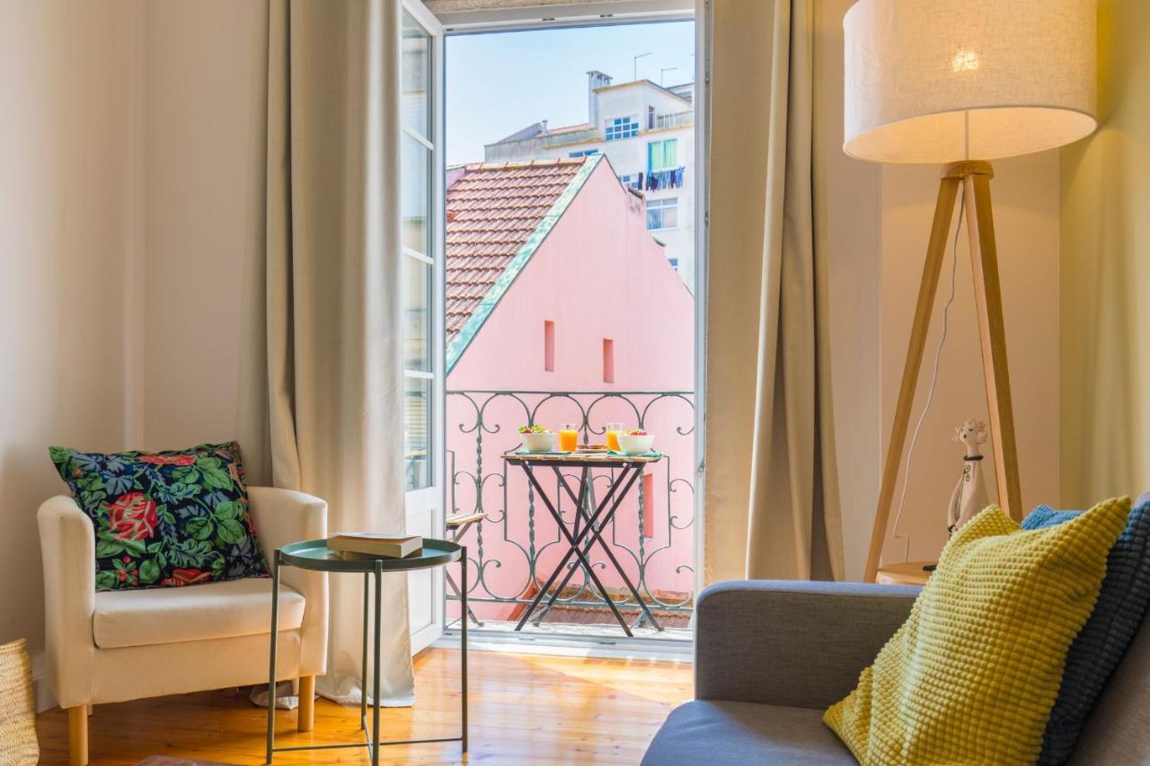 Lisboa Lovelystay - Sunny Flat W/ Balcony Overseeing Graca And River المظهر الخارجي الصورة